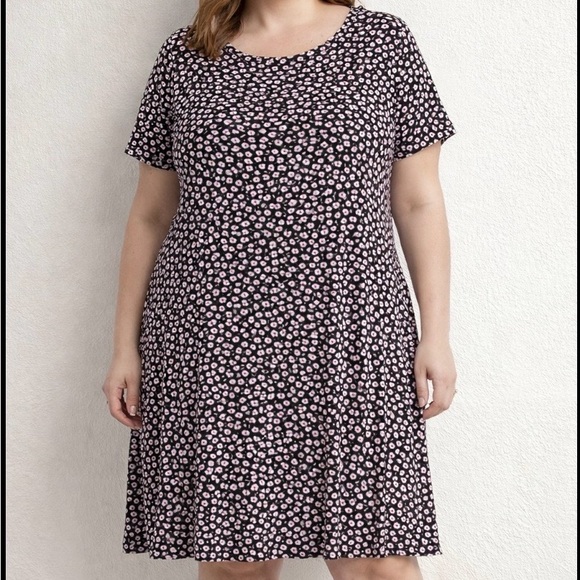 Hatley Dresses & Skirts - Hatley NWT Black White Pink Floral Comfy Midi Shift Dress Sz XL